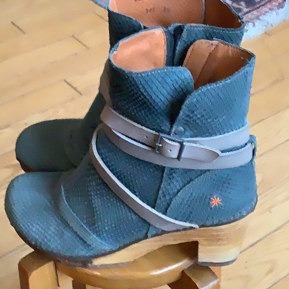 The Art Company Amsterdam Heeled Clog  Ankle Boot 38 excellent condition - Picture 1 of 6